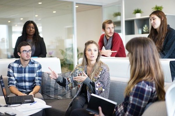 Prolongation des aides à l'embauche des jeunes de moins de 26 ans